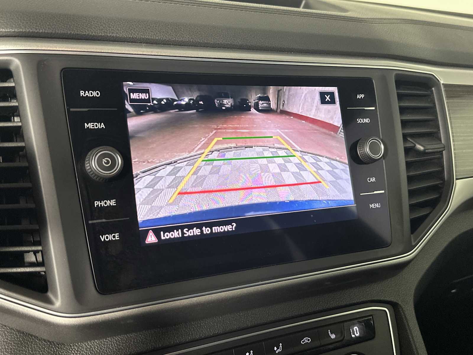 Used 2019 Volkswagen Atlas SE FWD image 32