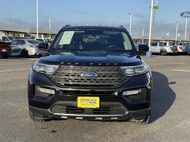 Certified 2022 Ford Explorer XLT w/ Equipment Group 202A image 8