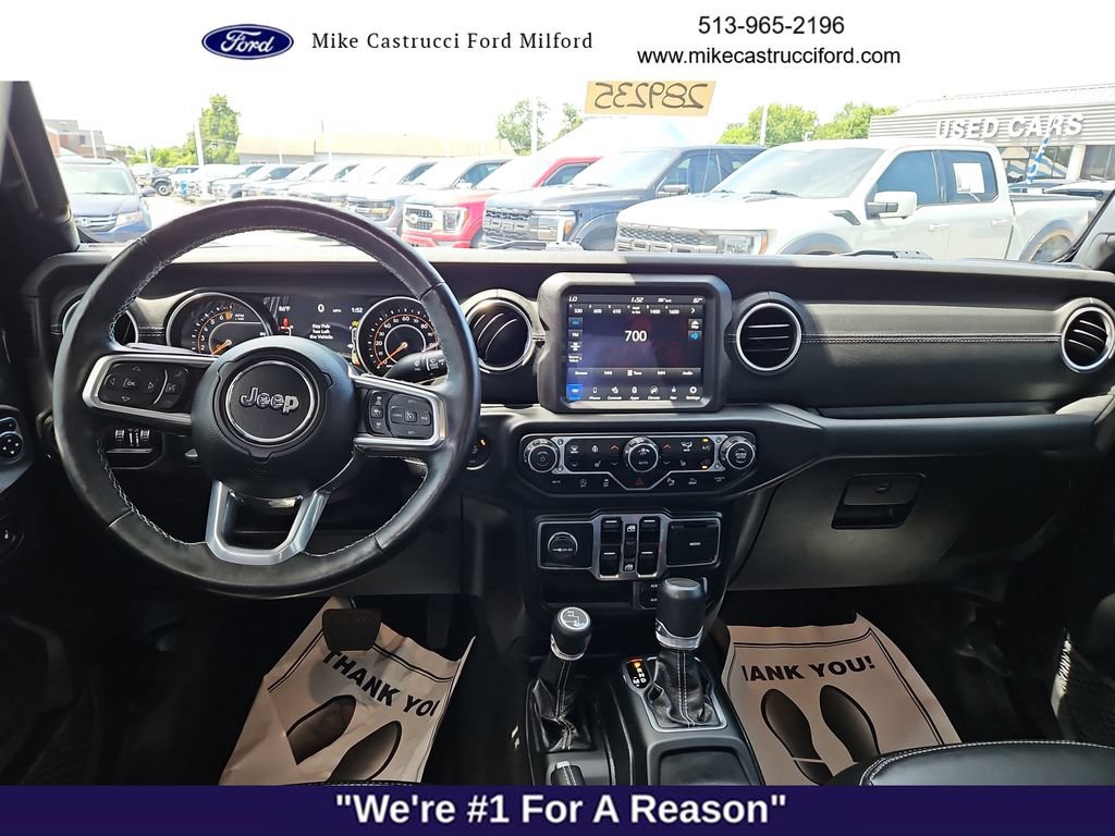 Used 2020 Jeep Gladiator Overland w/ Popular Equipment Package AWD/4WD image 10