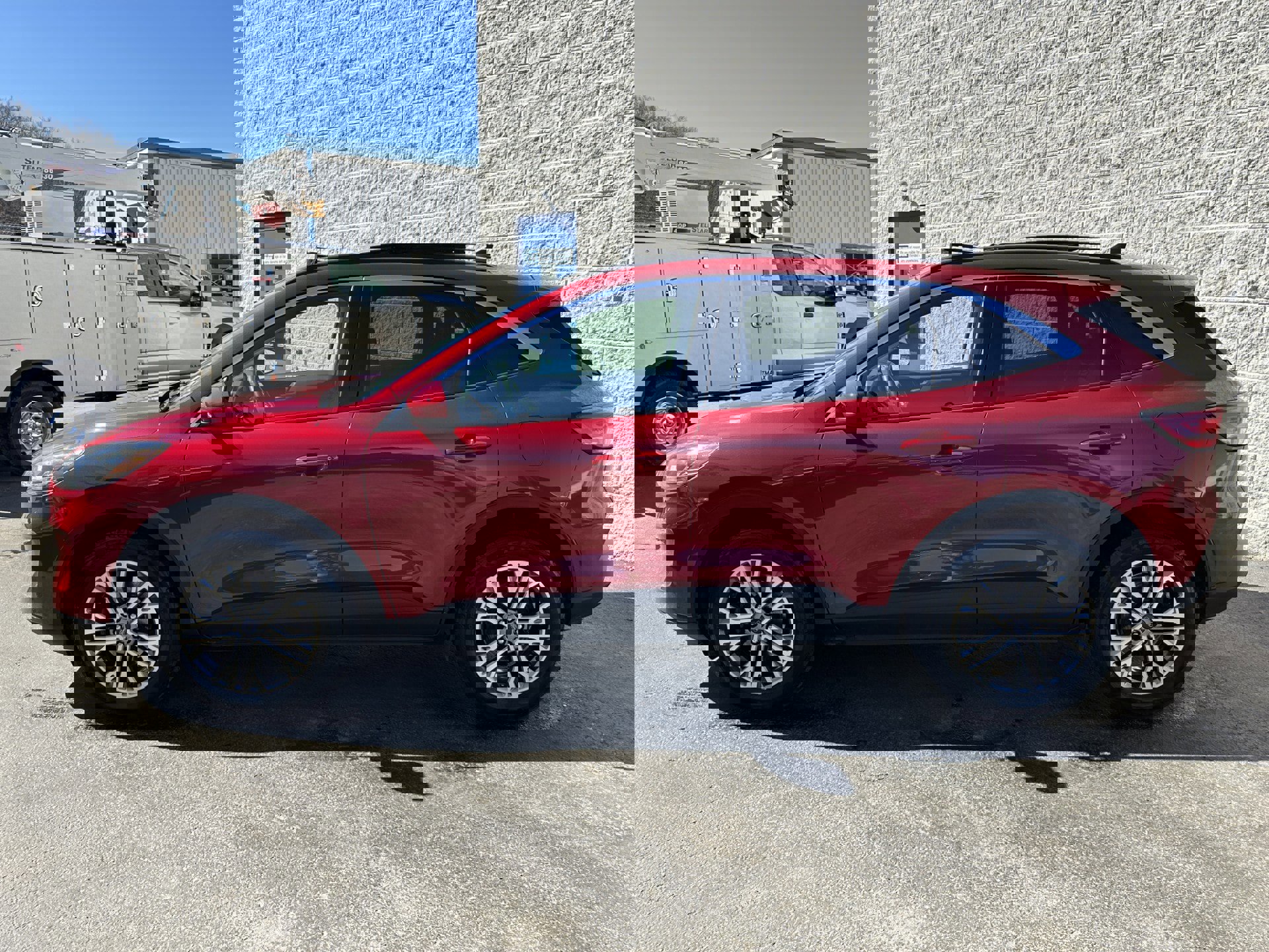 Certified 2022 Ford Escape SEL image 3