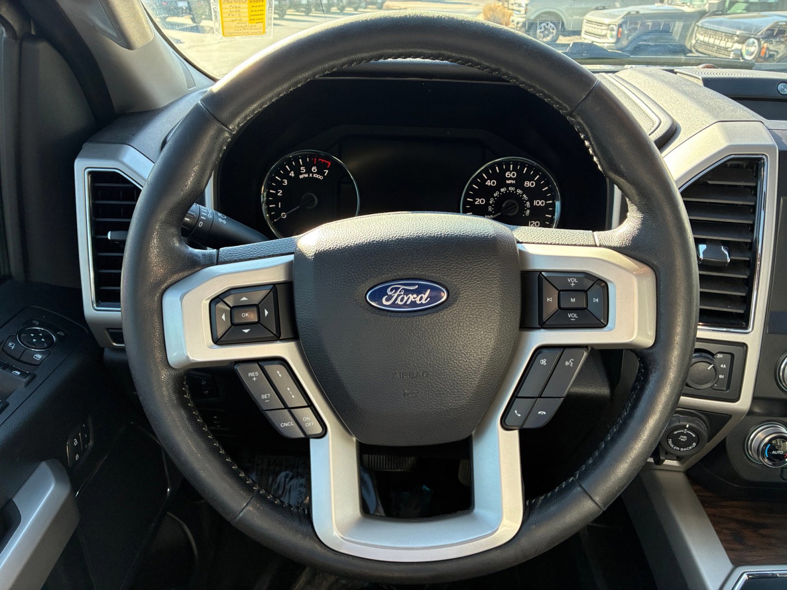 Certified 2019 Ford F150 Lariat w/ Equipment Group 502A Luxury image 9