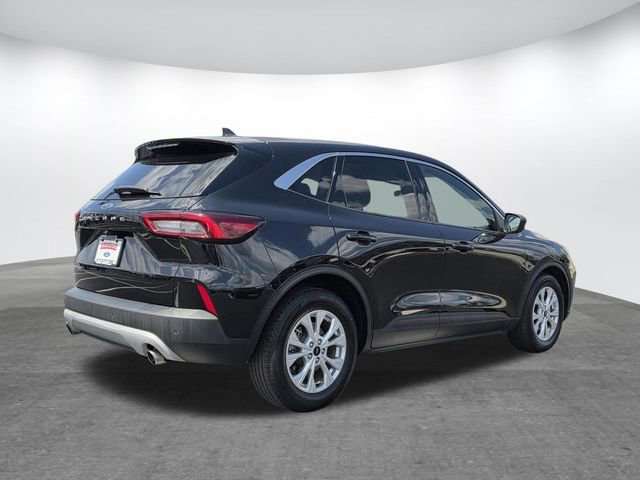 Certified 2023 Ford Escape Active w/ Tech Pack #1 FWD image 4