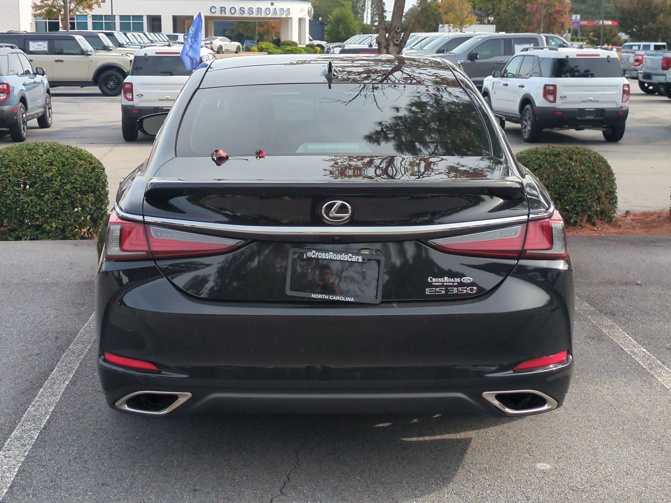 Used 2024 Lexus ES 350 Ultra Luxury w/ Accessory Package (Z2) FWD image 4