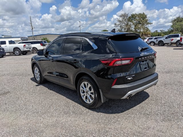 Certified 2023 Ford Escape Active w/ Tech Pack #2 FWD image 6