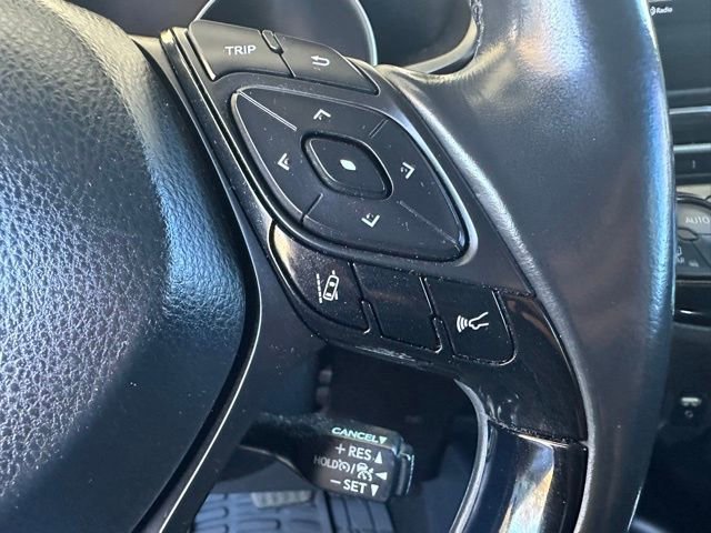 Used 2018 Toyota C-HR XLE image 22