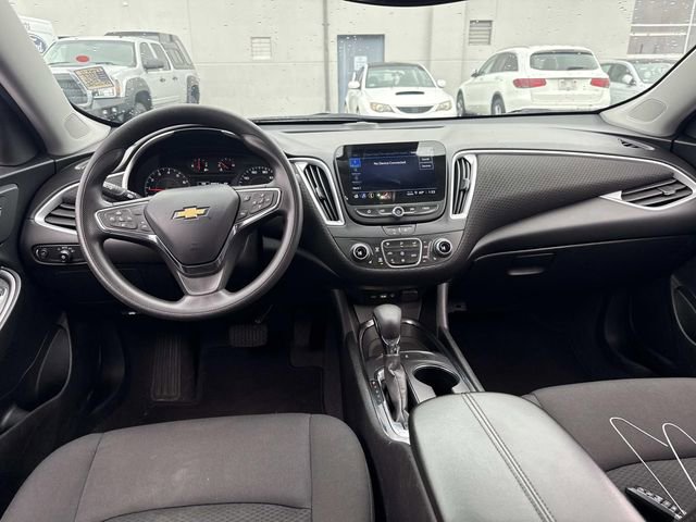 Used 2023 Chevrolet Malibu LT FWD image 19