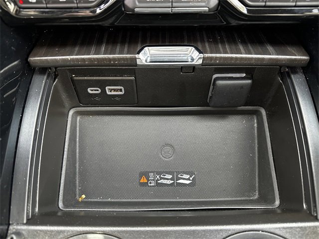 Used 2023 GMC Yukon Denali image 26