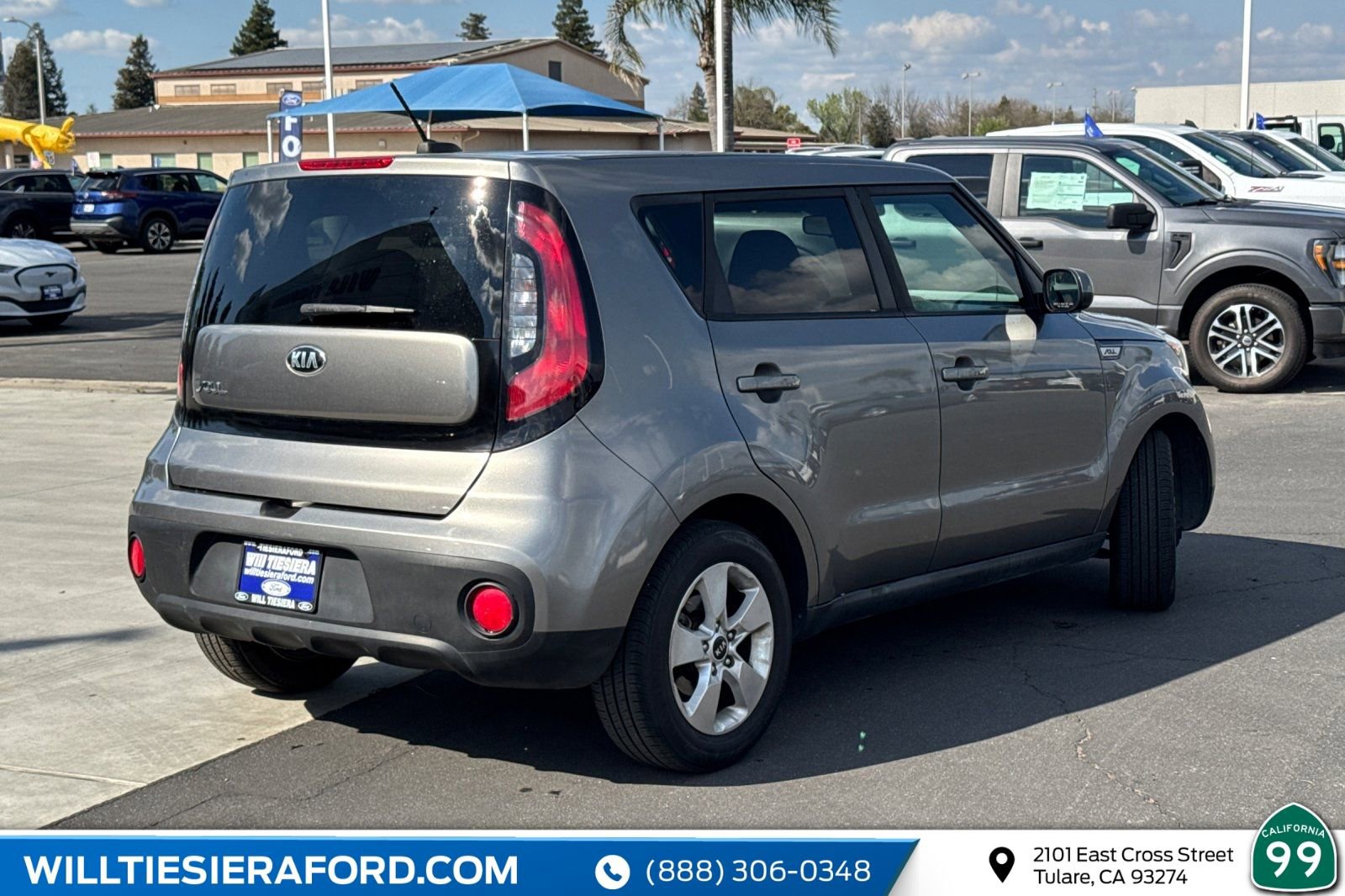 Used 2017 Kia Soul BASE image 4