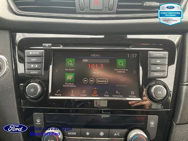 Used 2020 Nissan Rogue SV w/ Premium Package image 13