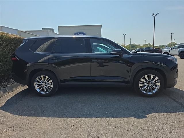 Used 2025 Toyota Grand Highlander AWD image 3