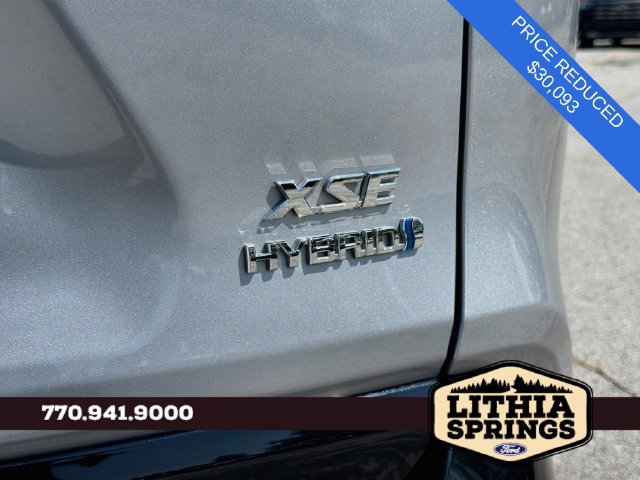 Used 2022 Toyota RAV4 XSE AWD/4WD image 11