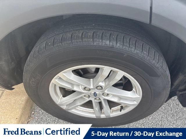Certified 2023 Ford Explorer XLT w/ Equipment Group 202A AWD/4WD image 3