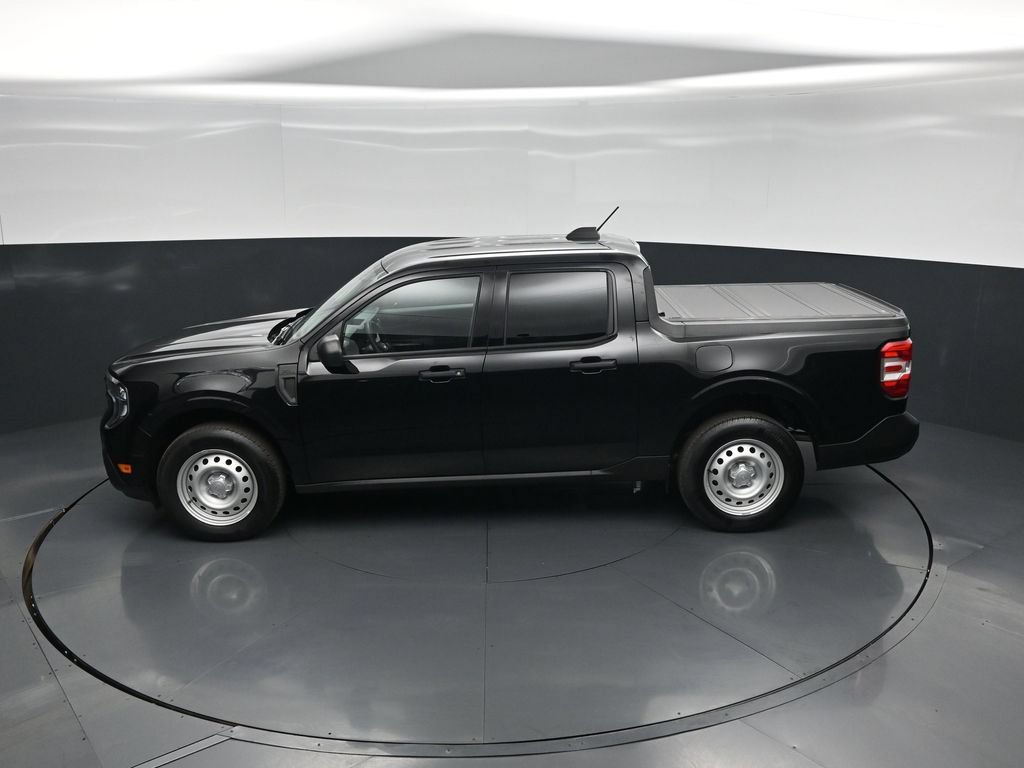 Certified 2025 Ford Maverick XL FWD image 37