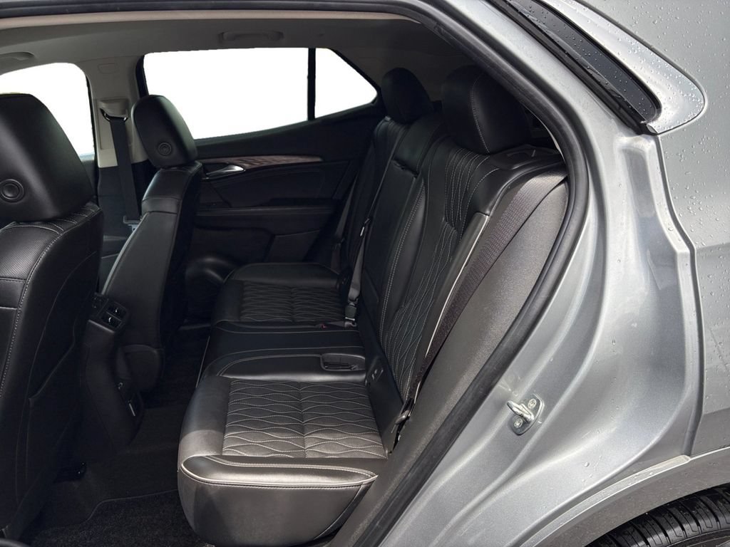 Used 2023 Buick Envision Avenir FWD image 21
