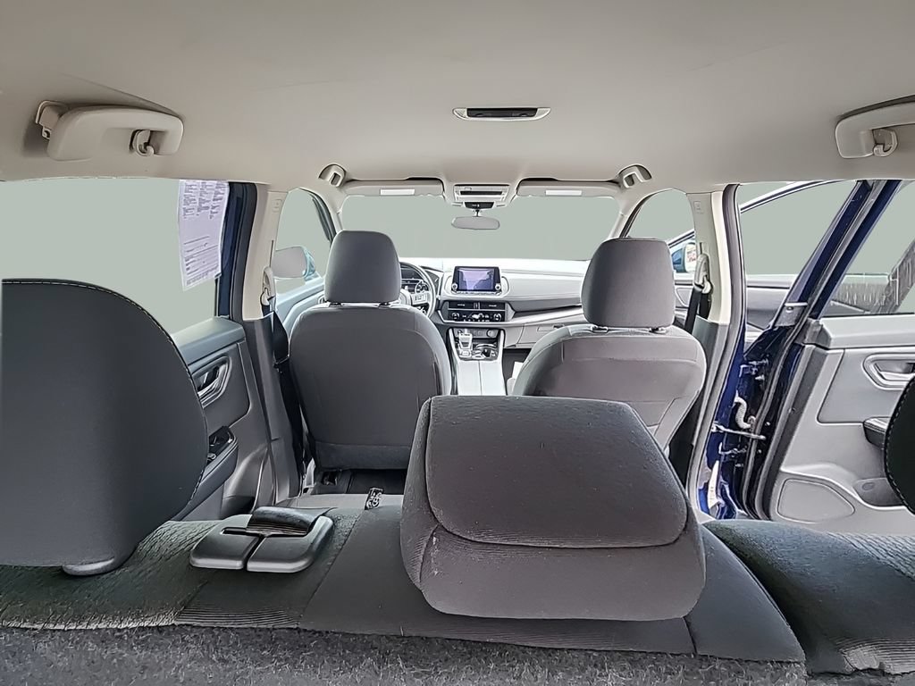 Used 2024 Nissan Rogue SV AWD/4WD image 11