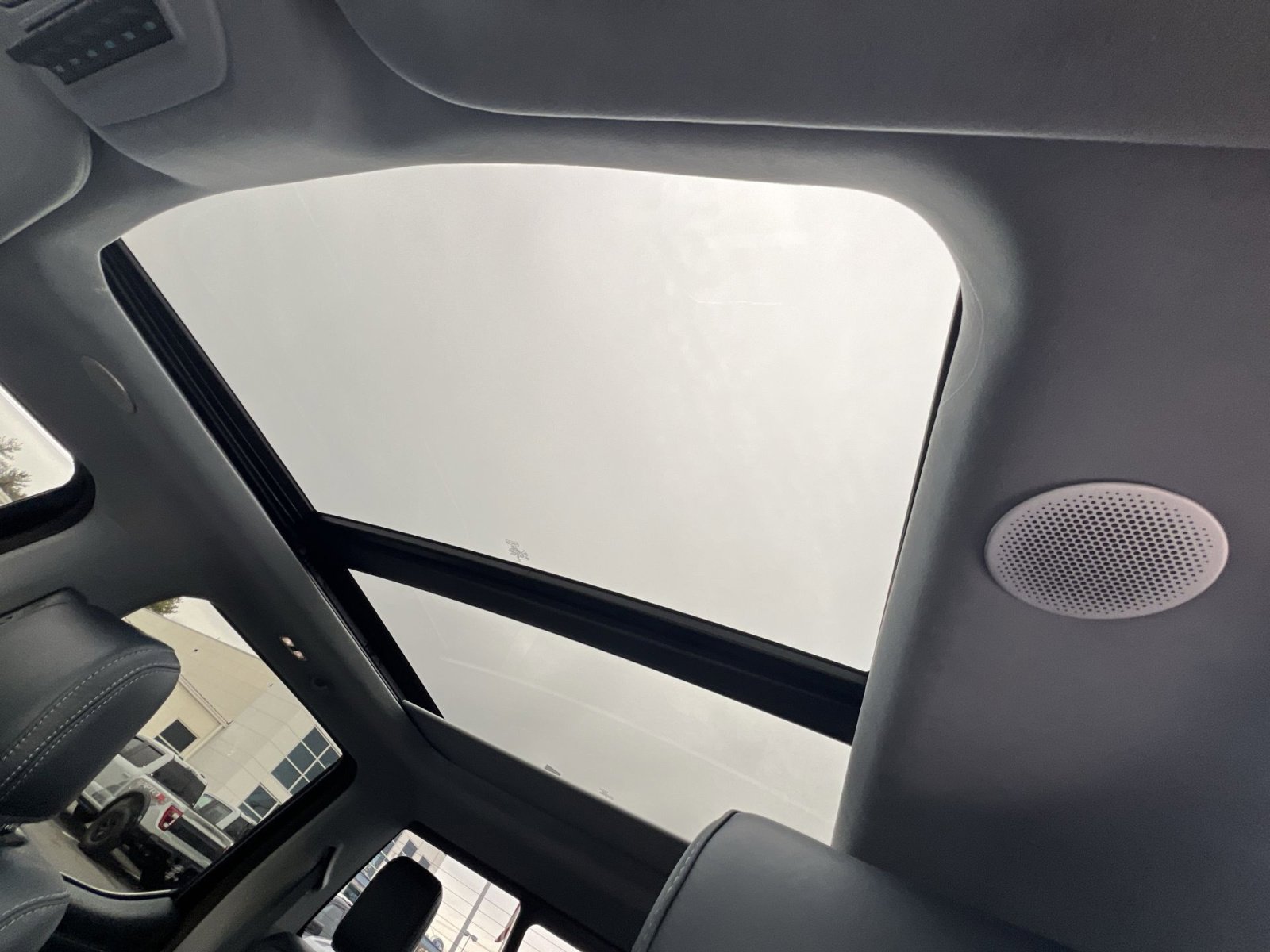 Certified 2024 Ford F350 Limited w/ FX4 Off-Road Package image 24