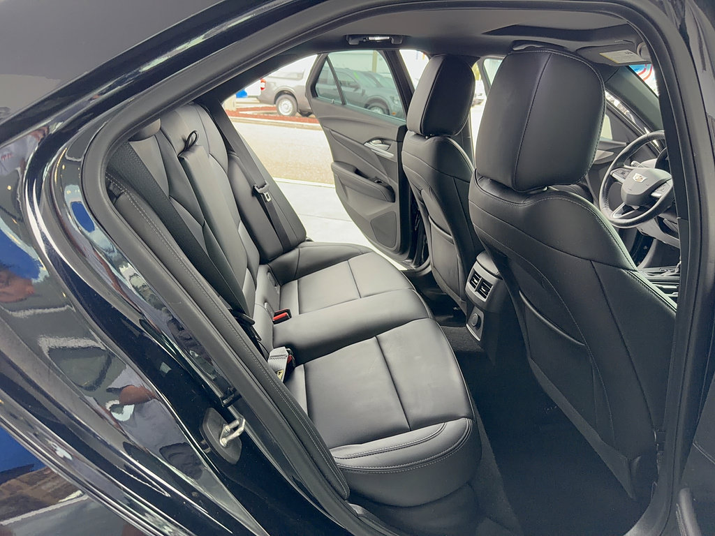 Used 2021 Cadillac CT4 Luxury w/ Sun And Sound Package RWD image 15