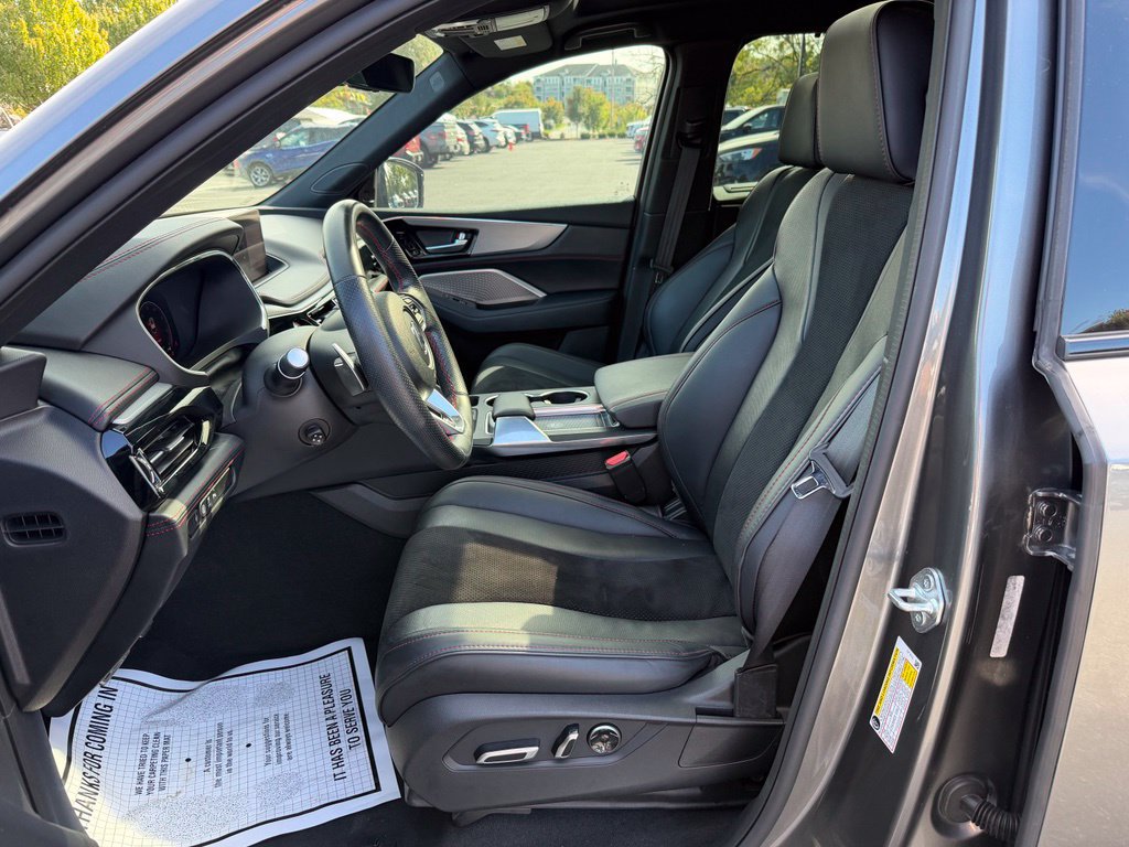 Used 2022 Acura MDX A-Spec AWD/4WD image 11