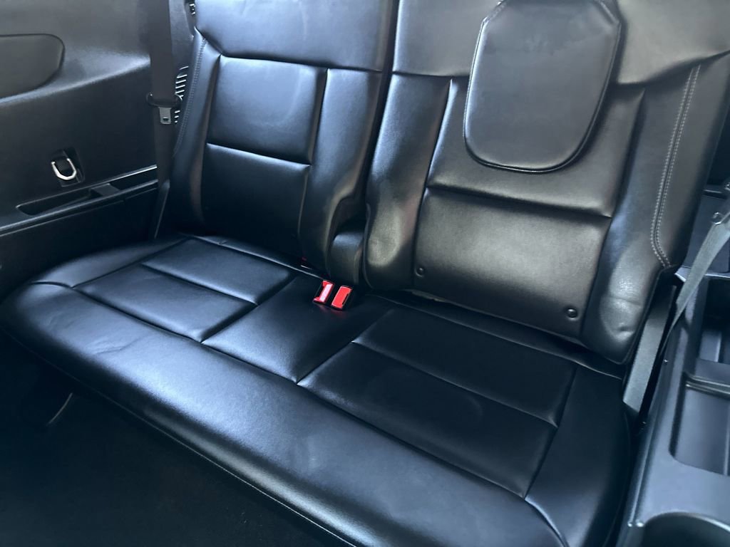 Certified 2023 Ford Explorer XLT w/ Equipment Group 202A image 15