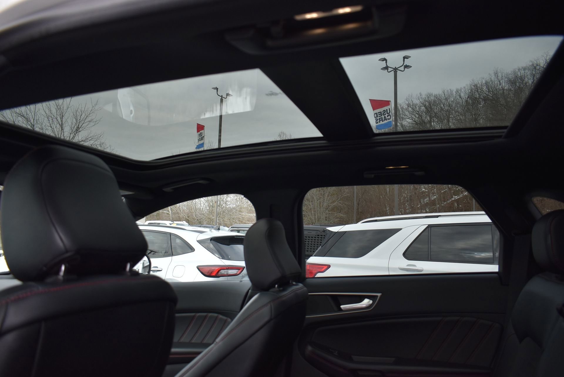 Certified 2022 Ford Edge ST-Line image 18