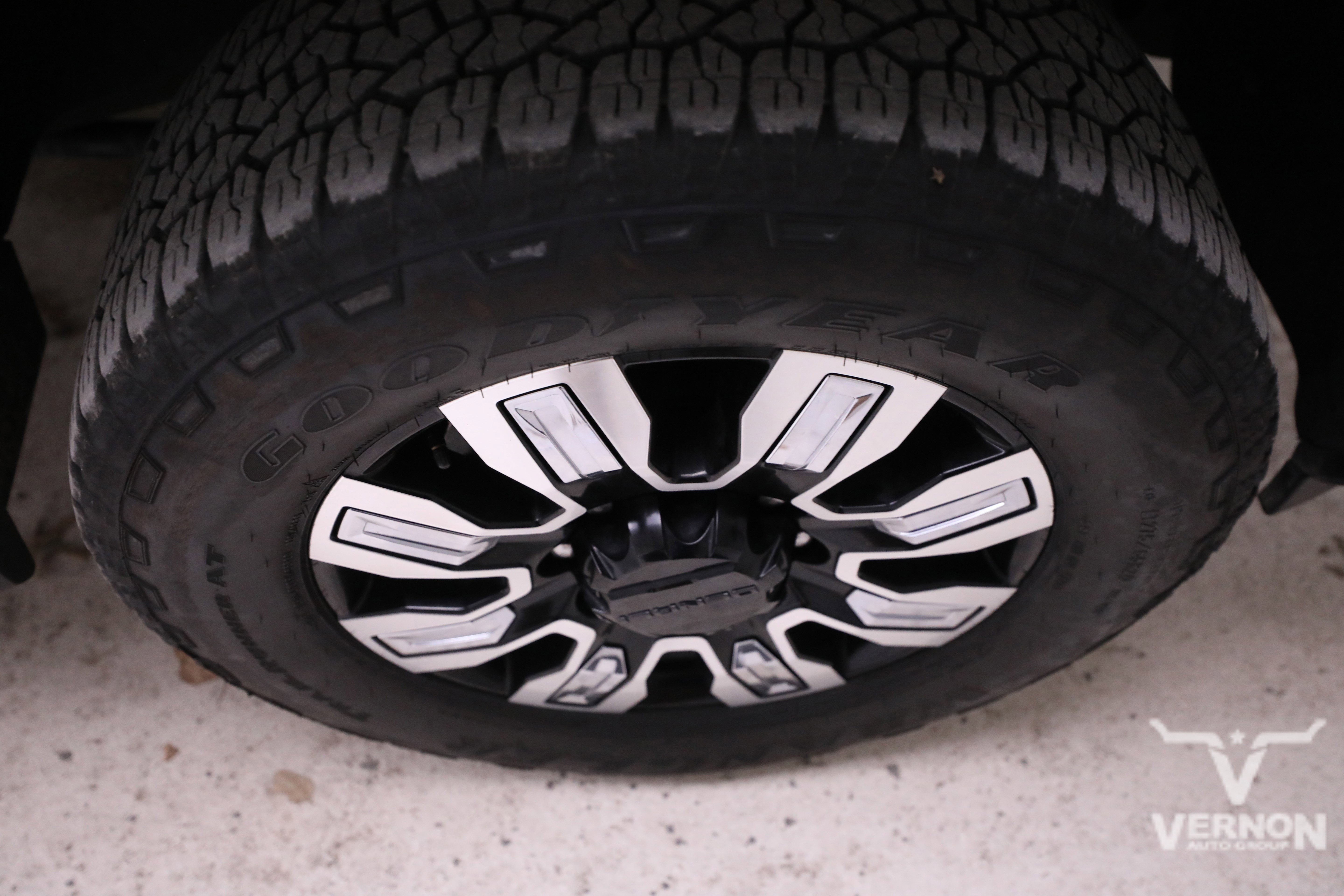 Used 2024 GMC Sierra 2500 Denali w/ Denali Reserve Package image 39