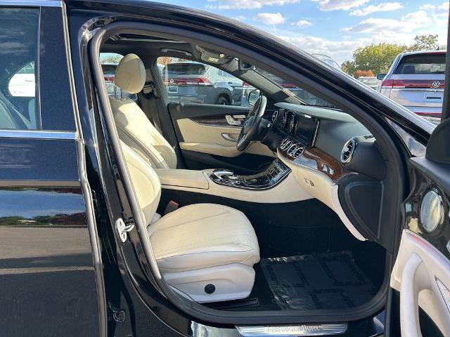 Used 2019 Mercedes-Benz E 300 w/ Premium 1 Package image 38