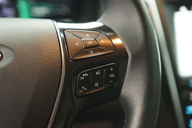 Certified 2018 Ford Explorer Limited AWD/4WD image 25