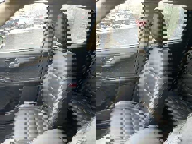 Certified 2020 Ford Escape SE Sport image 26