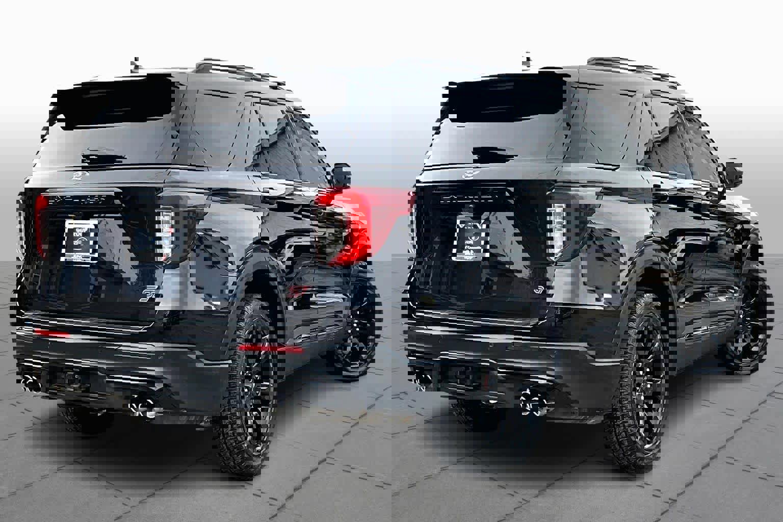 Certified 2022 Ford Explorer ST w/ Equipment Group 401A image 3