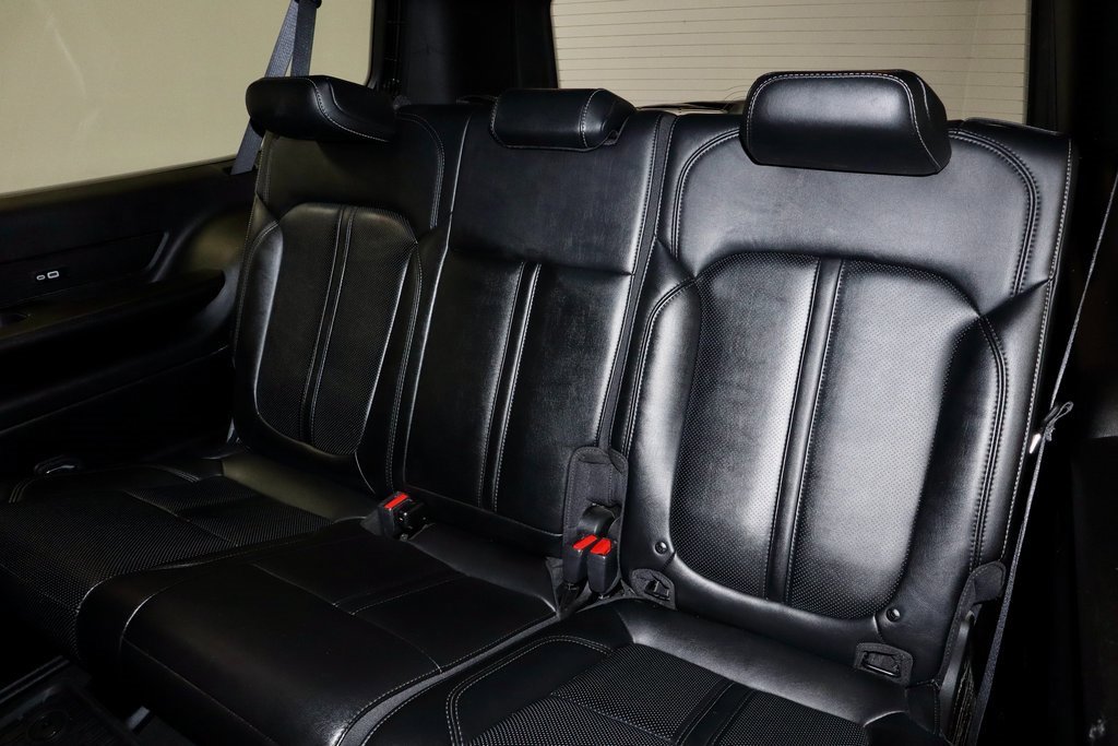 Used 2024 Jeep Wagoneer L Series II w/ Flexible Seating Group image 24