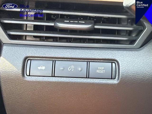 Used 2025 Nissan Altima 2.5 SV FWD image 32