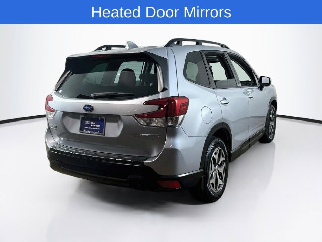 Used 2023 Subaru Forester Premium AWD/4WD image 13