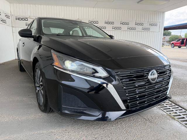 Used 2024 Nissan Altima 2.5 SV