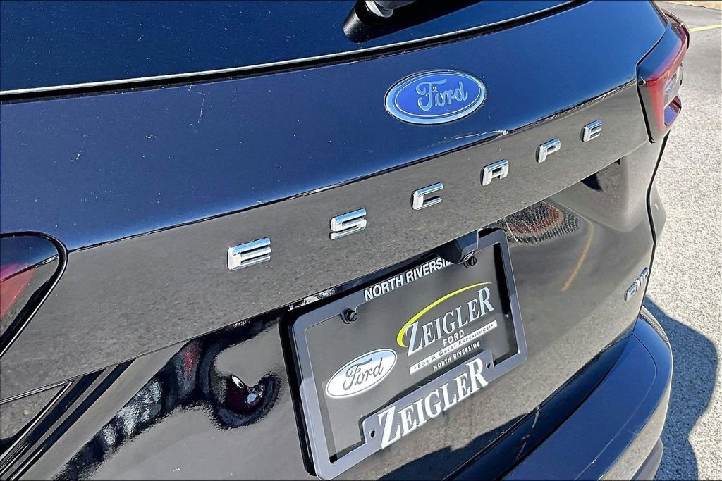 Certified 2023 Ford Escape ST-Line w/ Tech Pack #1 image 8