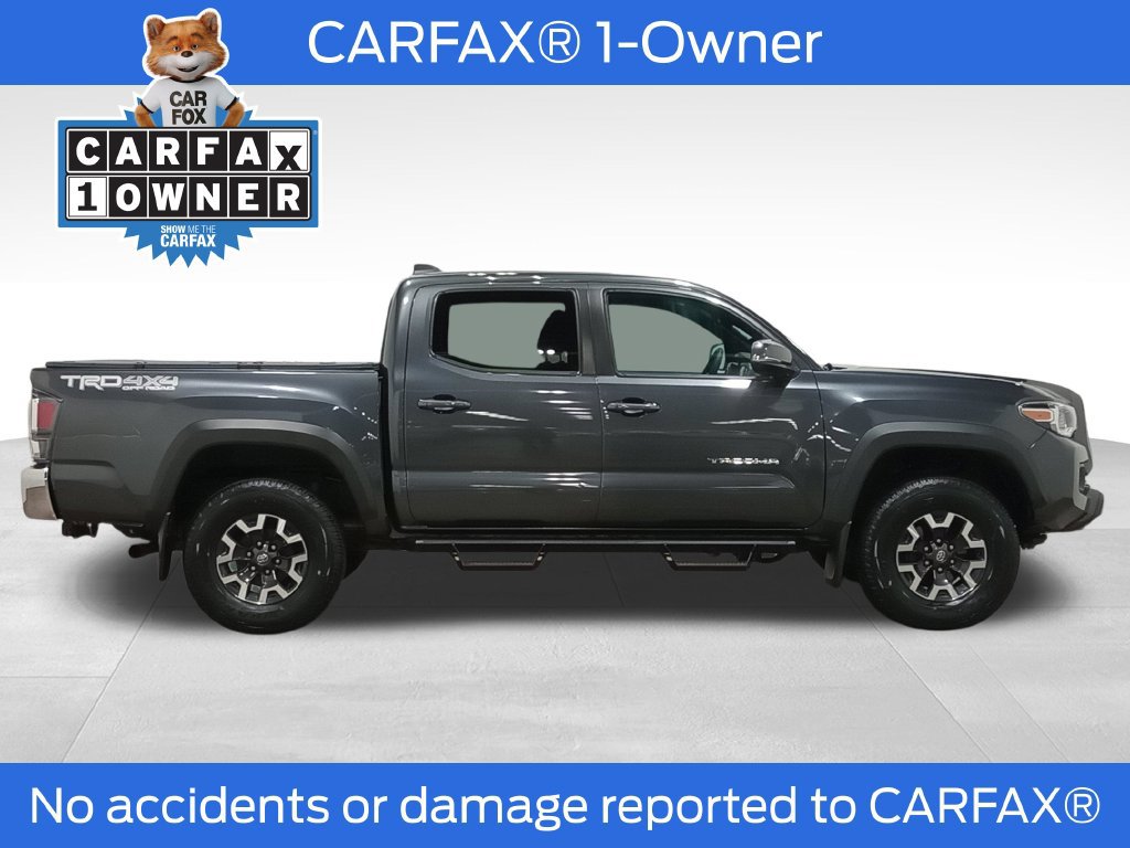 Used 2022 Toyota Tacoma TRD Off-Road AWD/4WD image 2