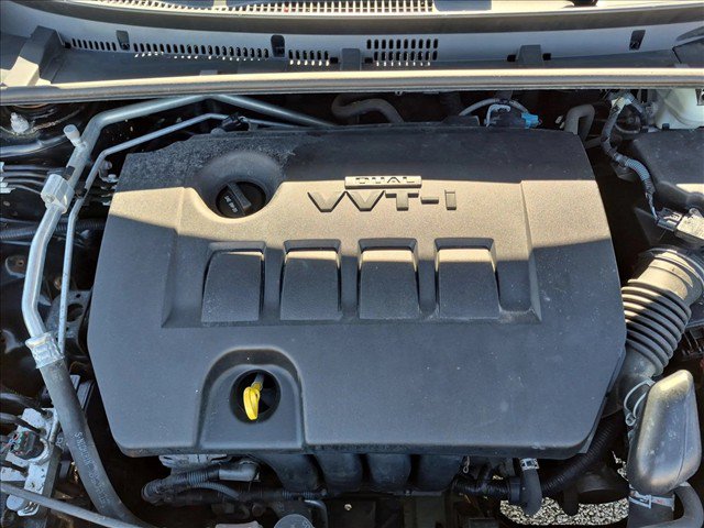Used 2017 Toyota Corolla LE w/ Carpet Mat Package (TMS) FWD image 21