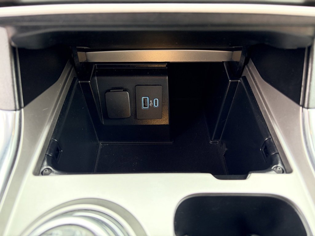 Certified 2020 Ford Explorer Limited w/ Class III Trailer Tow Package image 13