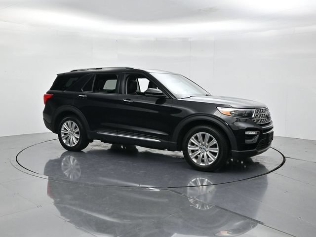 Certified 2023 Ford Explorer Limited w/ Limited Technology Package AWD/4WD image 3