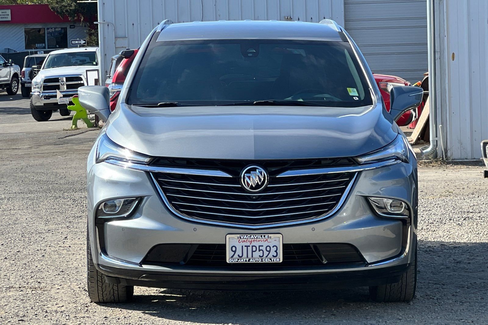 Used 2023 Buick Enclave Premium image 9
