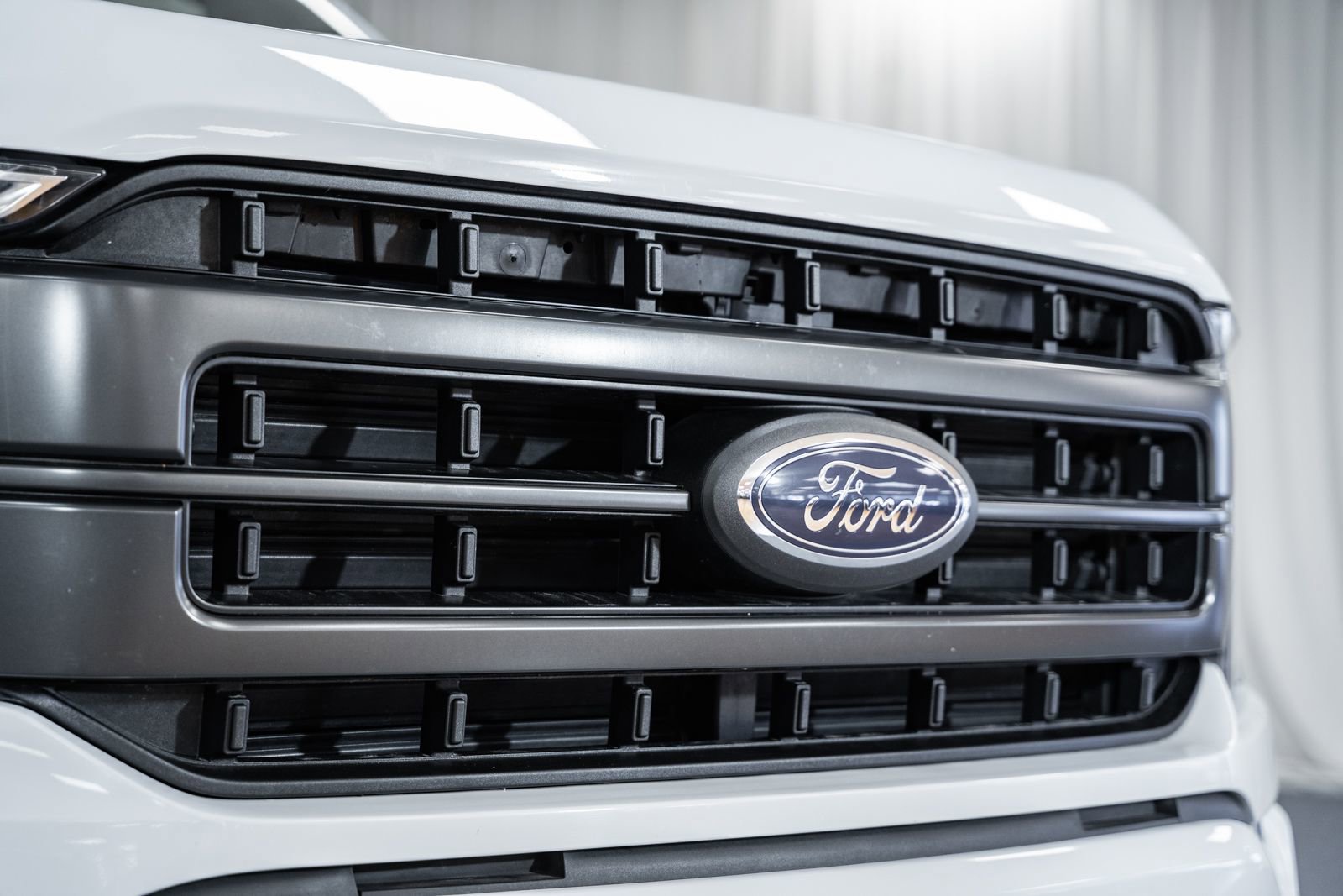 Certified 2023 Ford F150 Lariat w/ Equipment Group 502A High image 7