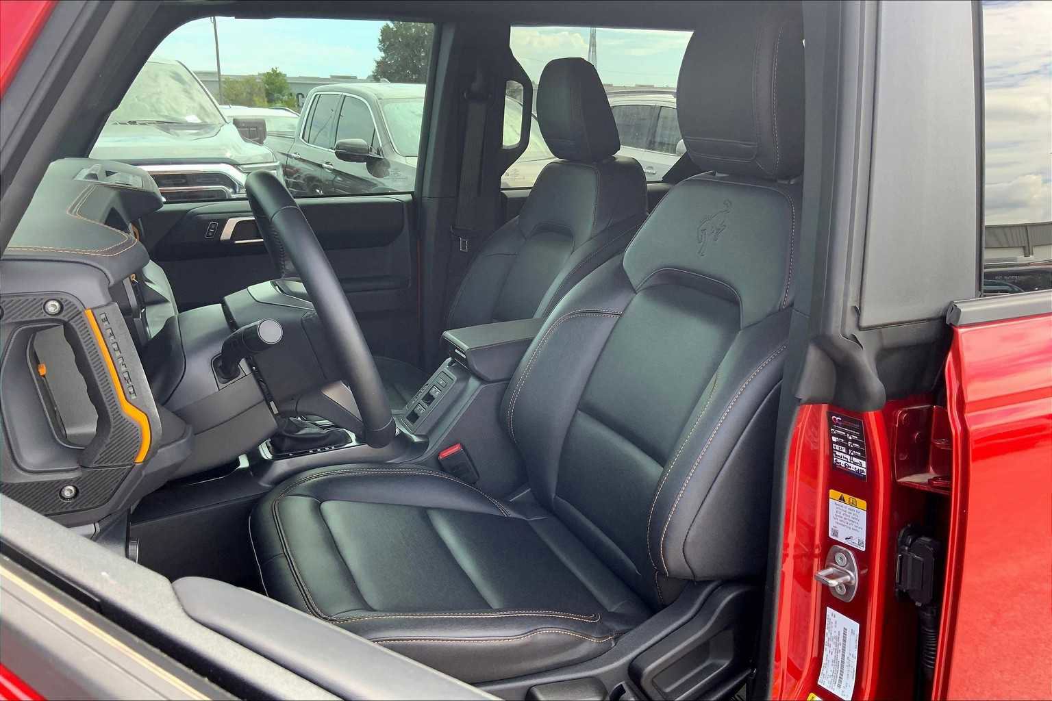 Certified 2024 Ford Bronco Badlands image 9