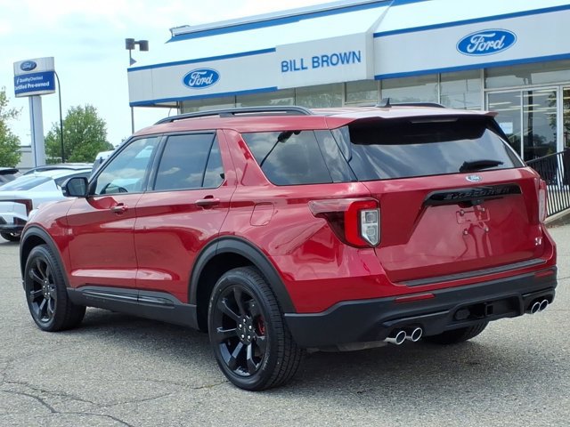 Certified 2023 Ford Explorer ST w/ Equipment Group 401A AWD/4WD image 3