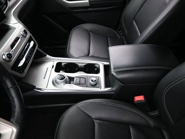 Certified 2022 Ford Explorer XLT w/ Equipment Group 202A image 23