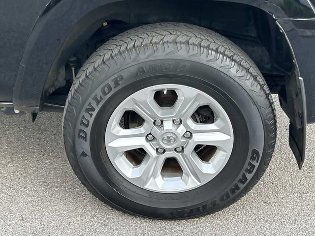 Used 2021 Toyota 4Runner SR5 AWD/4WD image 13