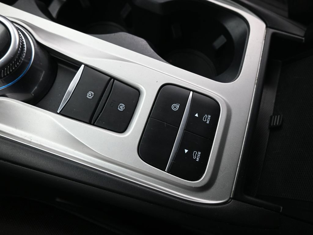 Certified 2022 Ford Explorer XLT image 18