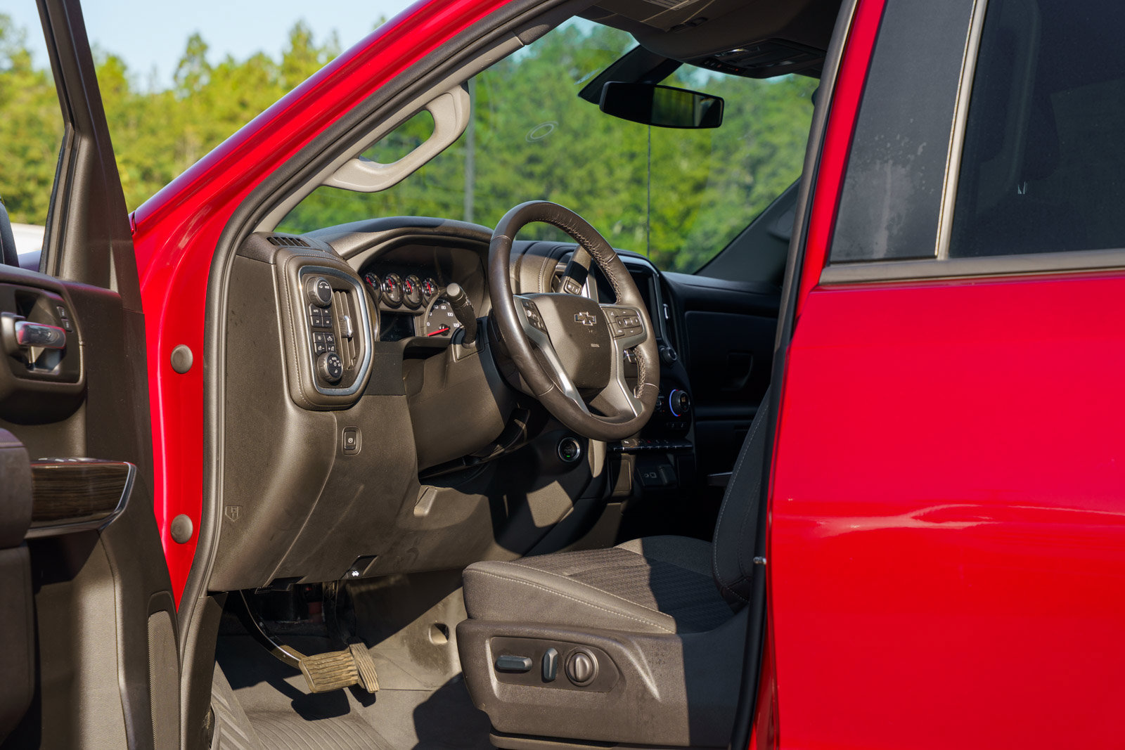 Used 2022 Chevrolet Silverado 1500 RST AWD/4WD image 18