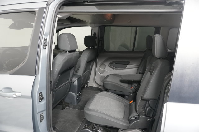 Certified 2022 Ford Transit Connect XLT w/ Trailer Tow Package FWD image 22