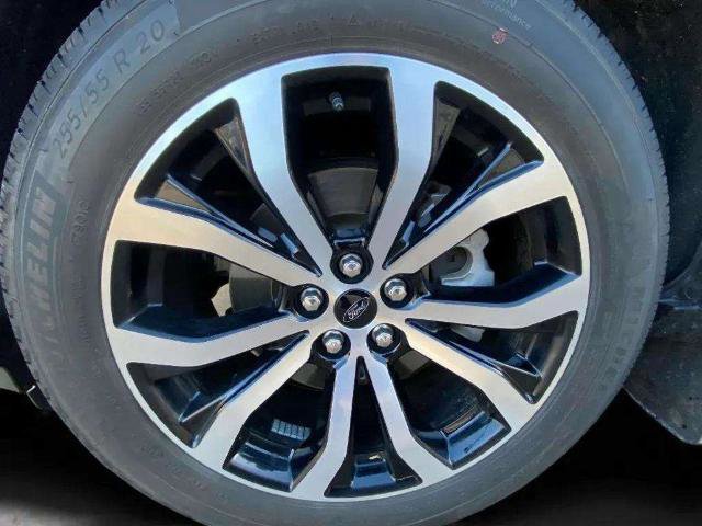 Certified 2022 Ford Explorer ST-Line w/ Class IV Trailer Tow Package image 24