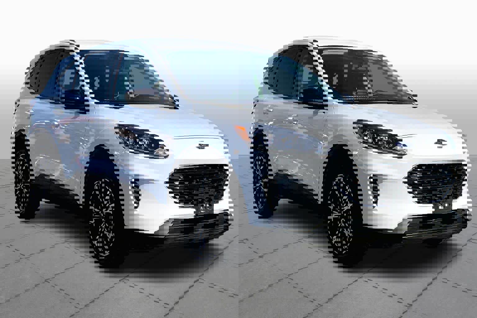 Certified 2022 Ford Escape SE w/ SE Sport Appearance Package FWD image 5