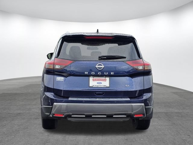 Used 2024 Nissan Rogue SL w/ SL Premium Package FWD image 5